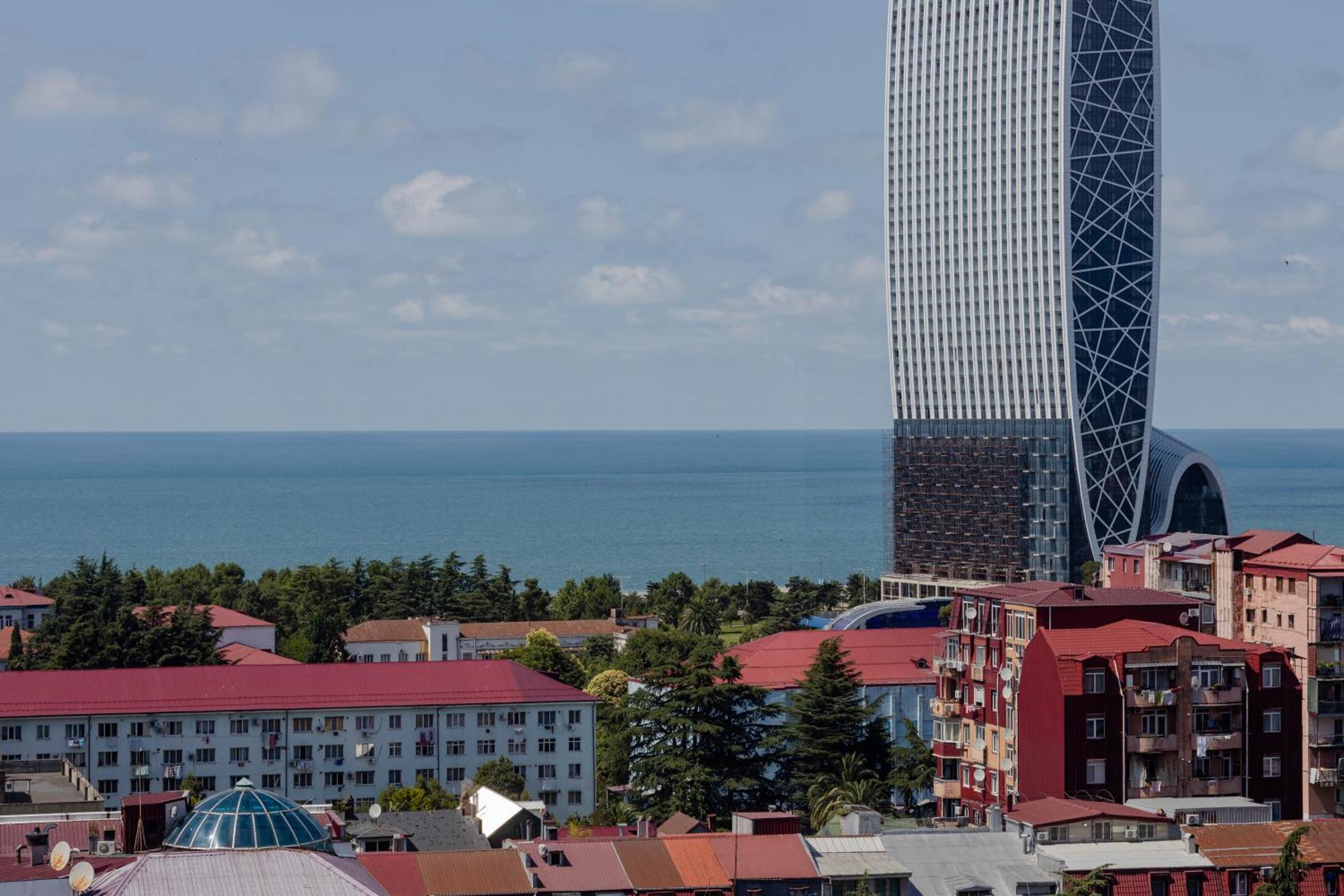 Hotel Aisi Batumi Exterior photo
